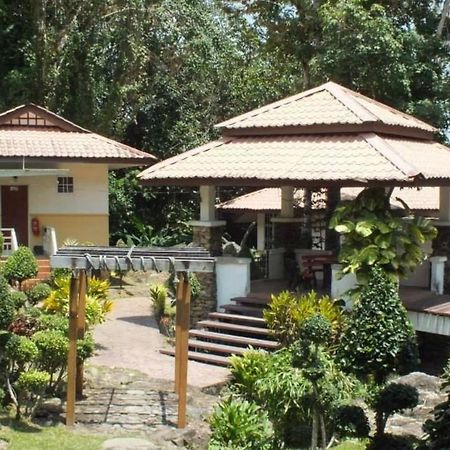 Oyo 89954 D'Yan Chalet Exterior photo